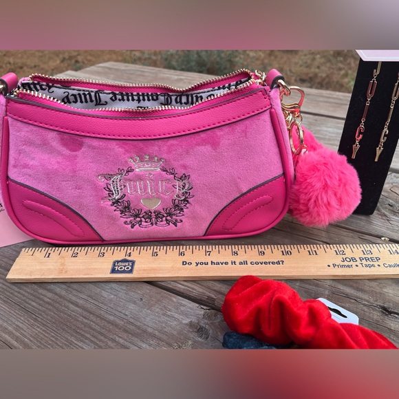 Juicy Couture Y2K Pink Bag Bundle & Gold Tone Earrings & Scrunchies NEW - Picture 9 of 10